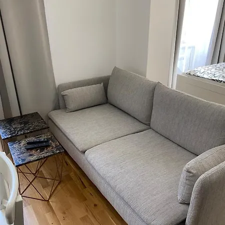 Apartment Angelo Roma *